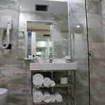 Palace 4* Vlorë