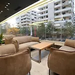 Palace 4*