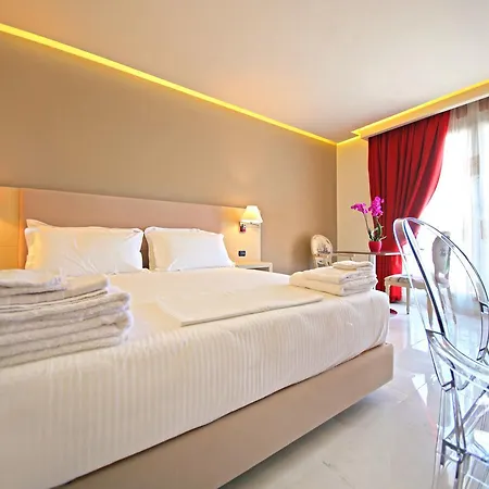 Palace 4*