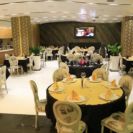 Palace 4* Vlorë