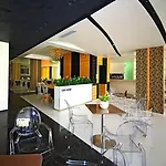 Palace 4* Vlora